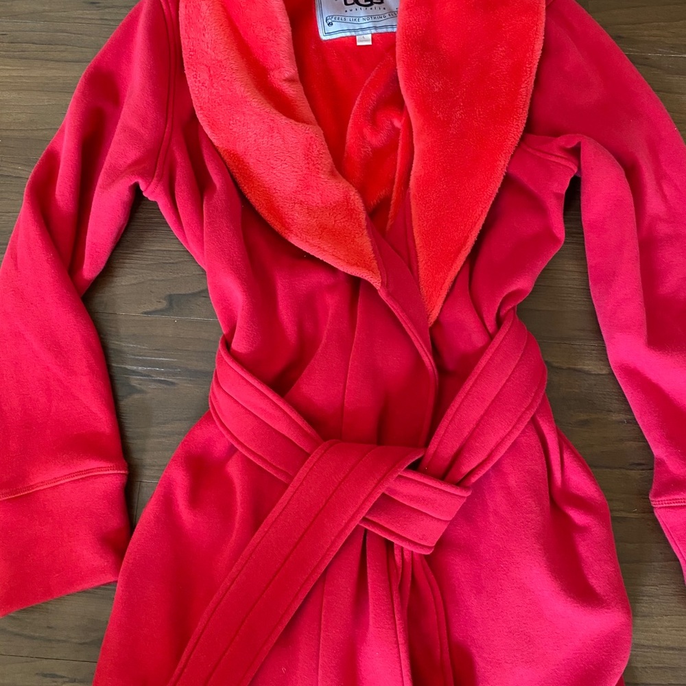 UGG robe